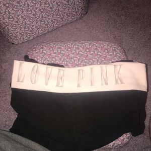 PINK VICTORIA SECRET YOGAS!
